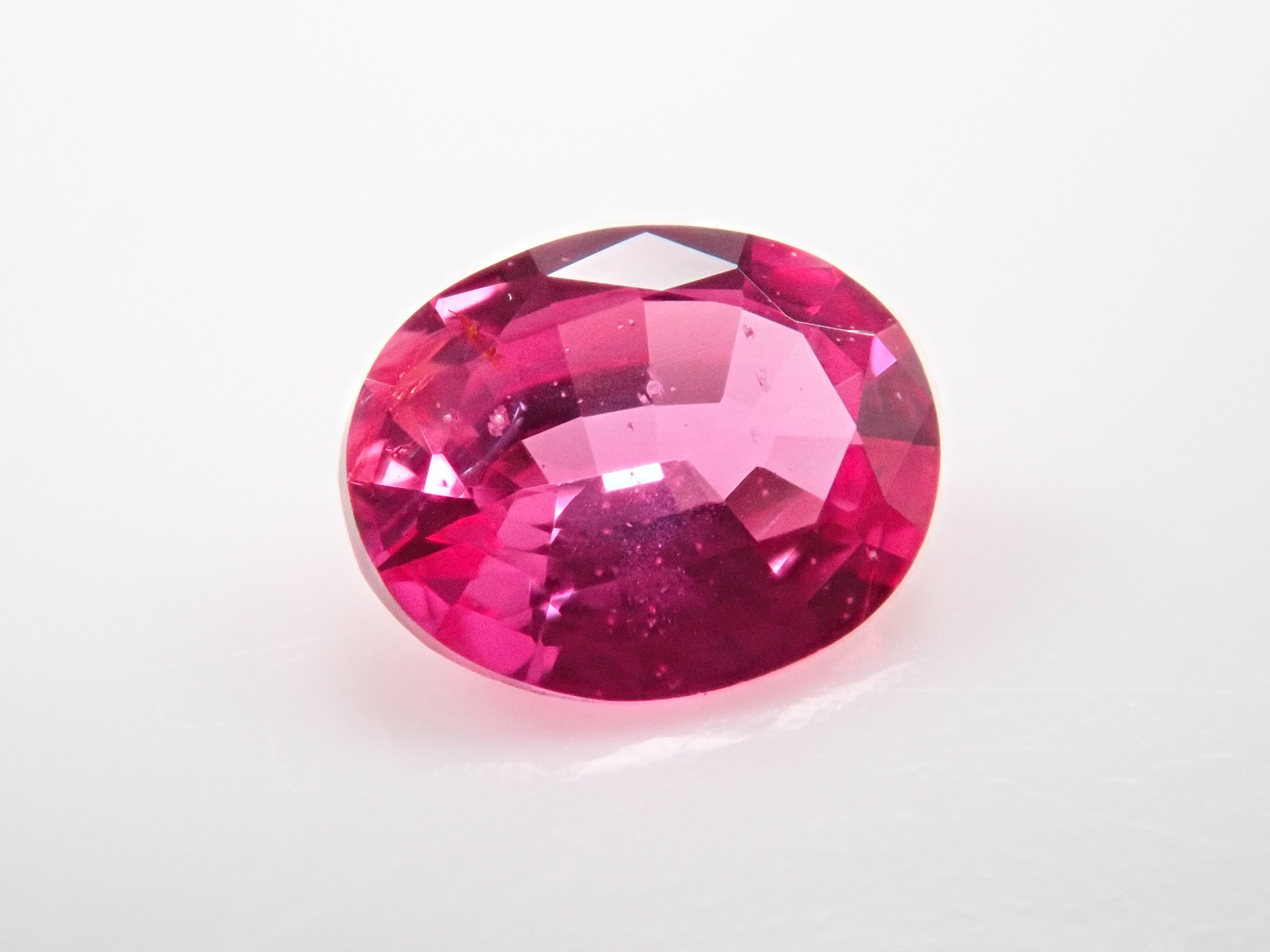 383 ルビー / ピンクサファイア ウィンザー産 ウィンザーサファイア 非
