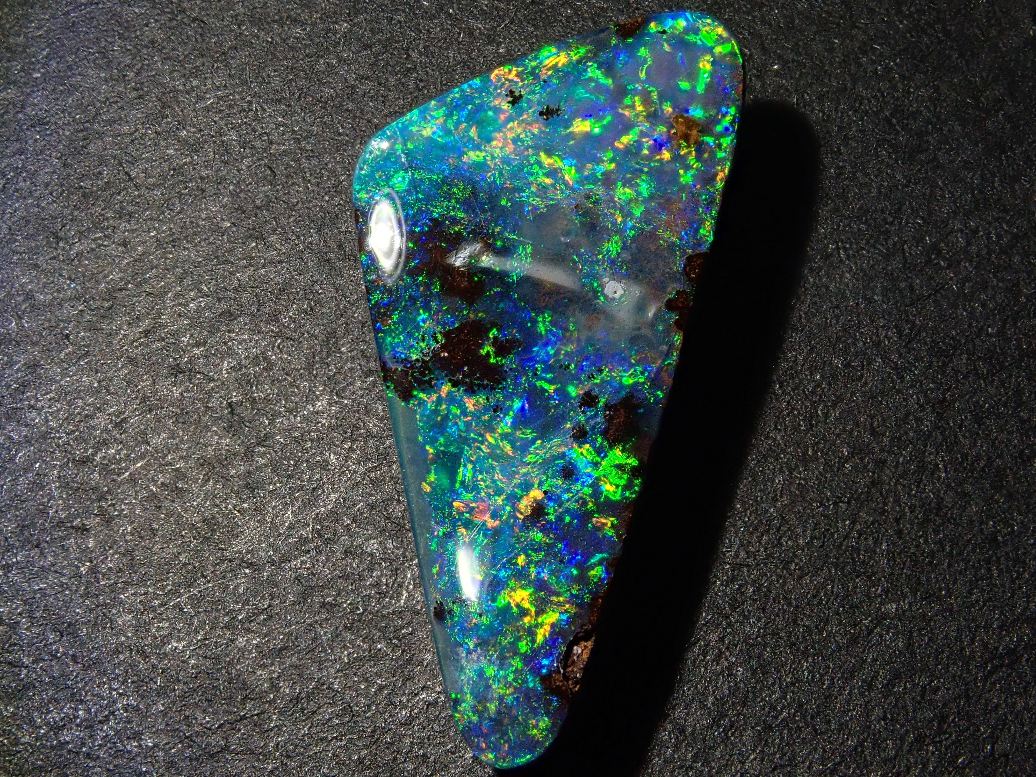 ボルダーオパール 4.470ctルース