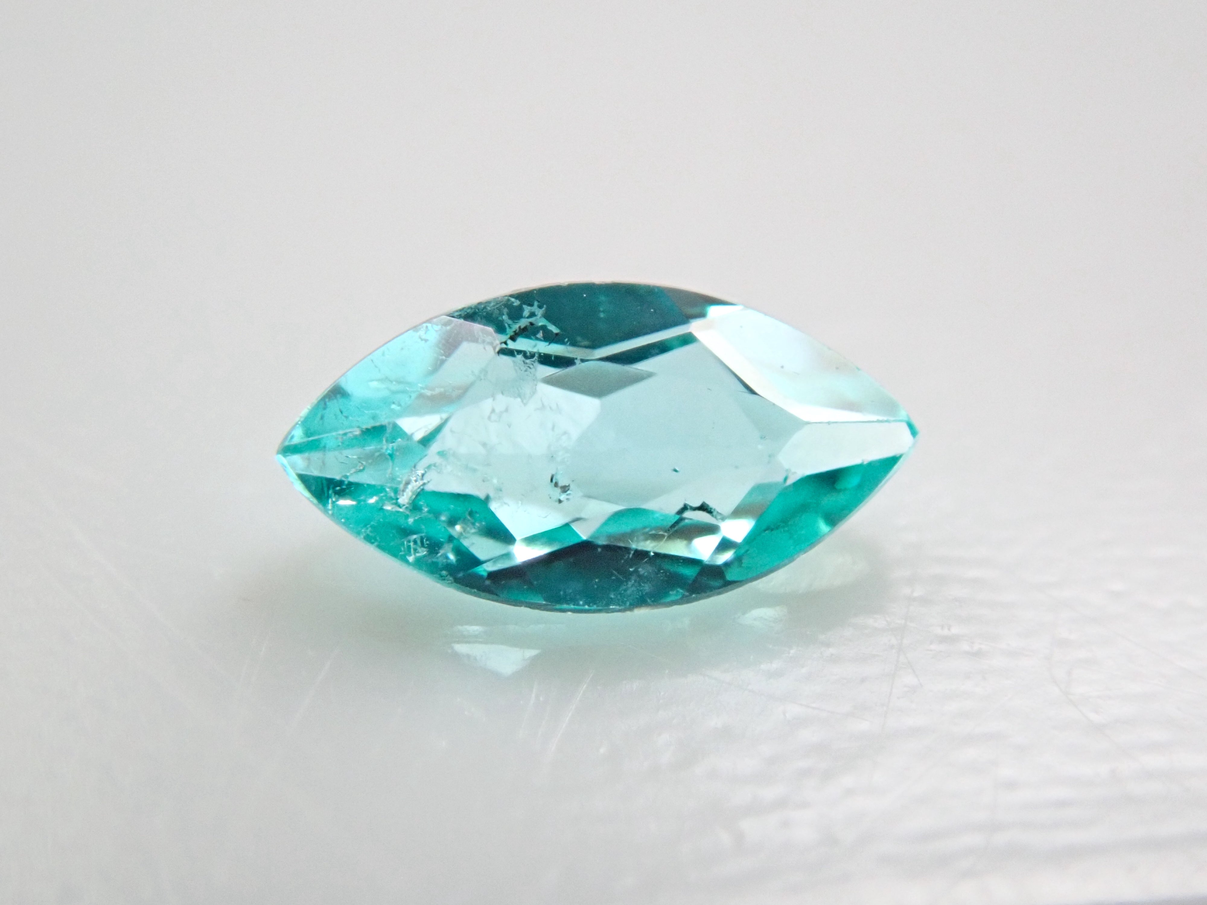 1/14 22時販売】ブラジル産パライバトルマリン 0.066ctルース