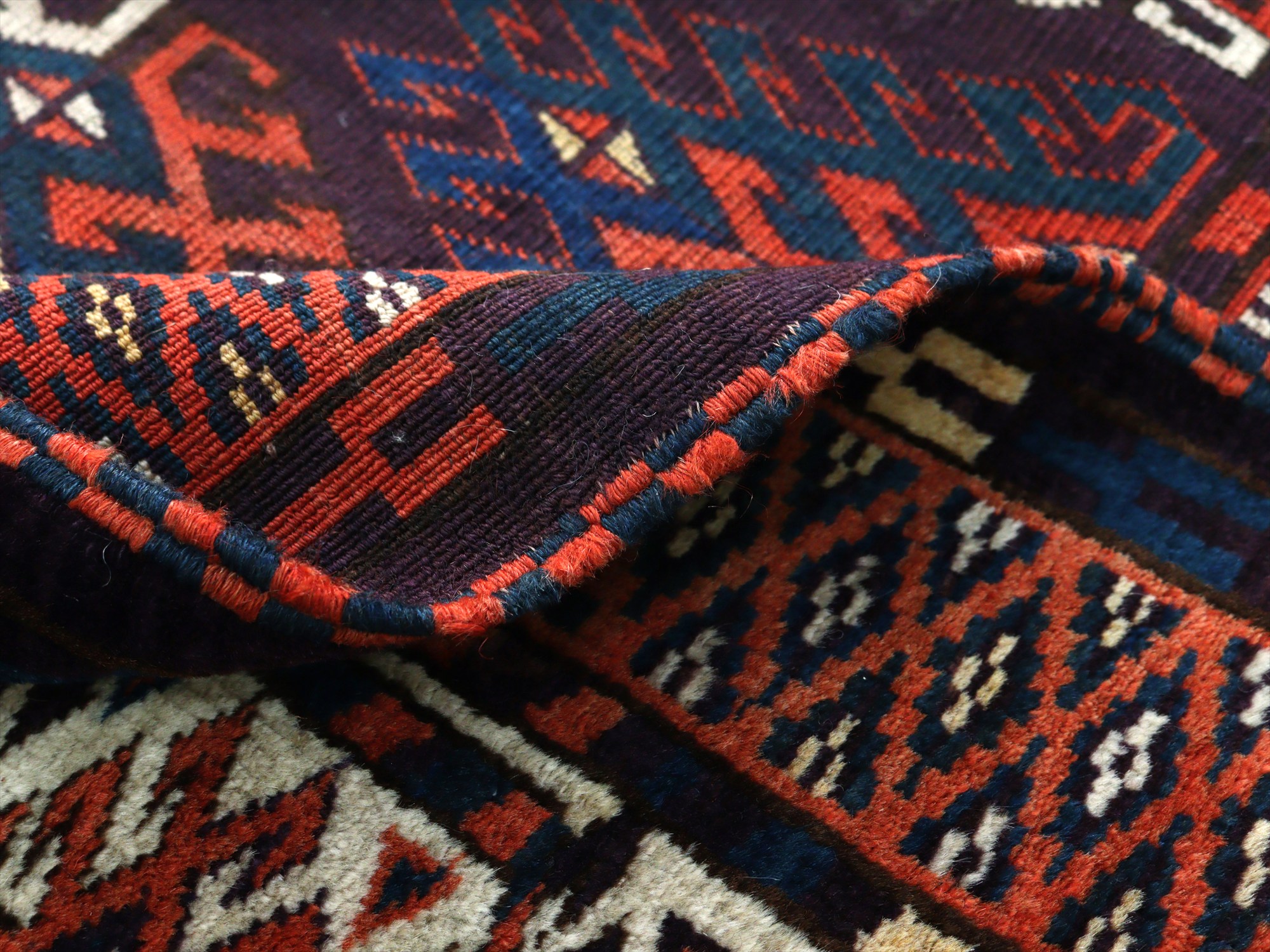 トルクメン ペルシャ絨毯 段通 ケース・原産地証明書付 V R4321