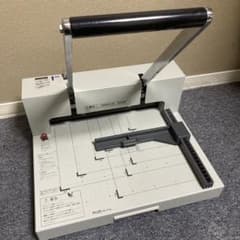 美品 PLUS PK-513L 手動裁断機 26-106 - メルカリ