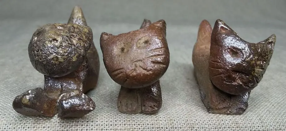 唐津焼、中里天祐作、獅子の置物、茶釜、2点セット