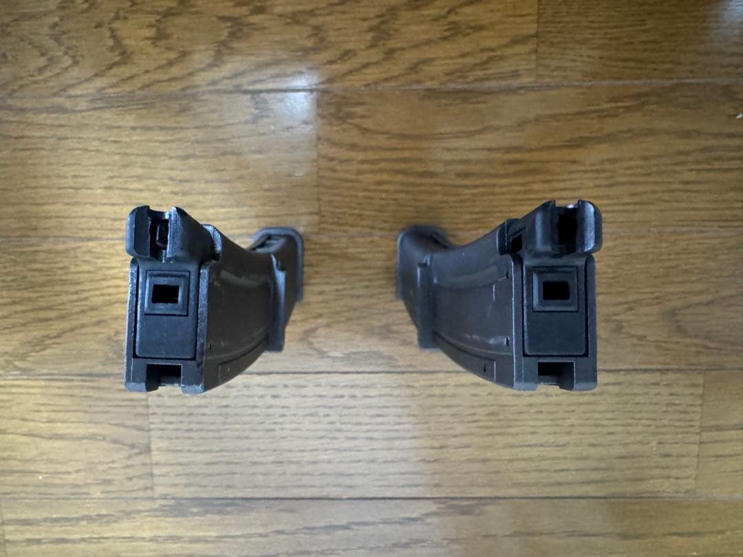 東京マルイ MP7A1 ガスブローバック　ダットサイト、予備マガジン付