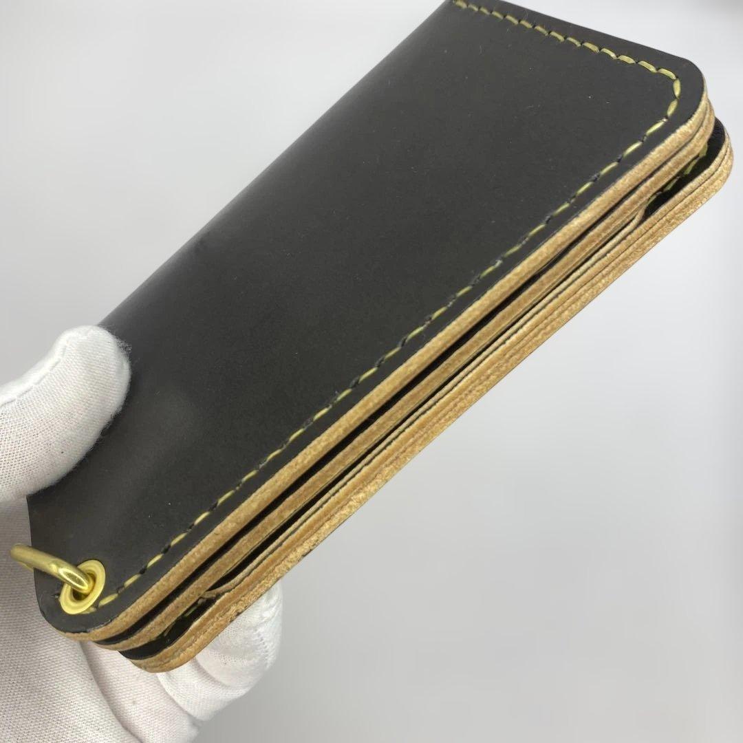 お札折らずに収納できる無骨な手染めミドルトラッカーウォレット BTW01