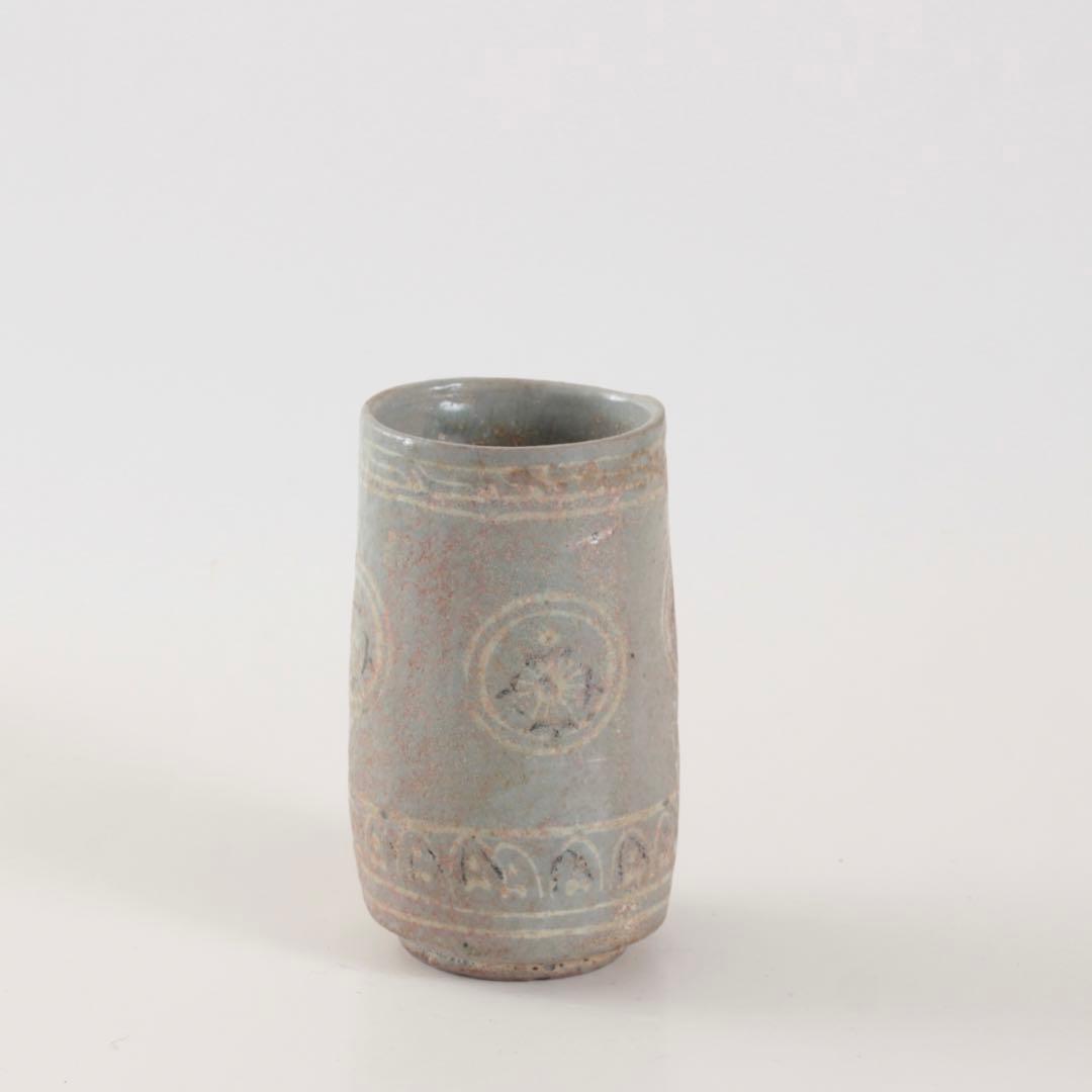 狂言袴 筒盃 筒碗 李朝筒盃 朝鮮美術 ぐい呑み 古美術 古道具 アンティーク