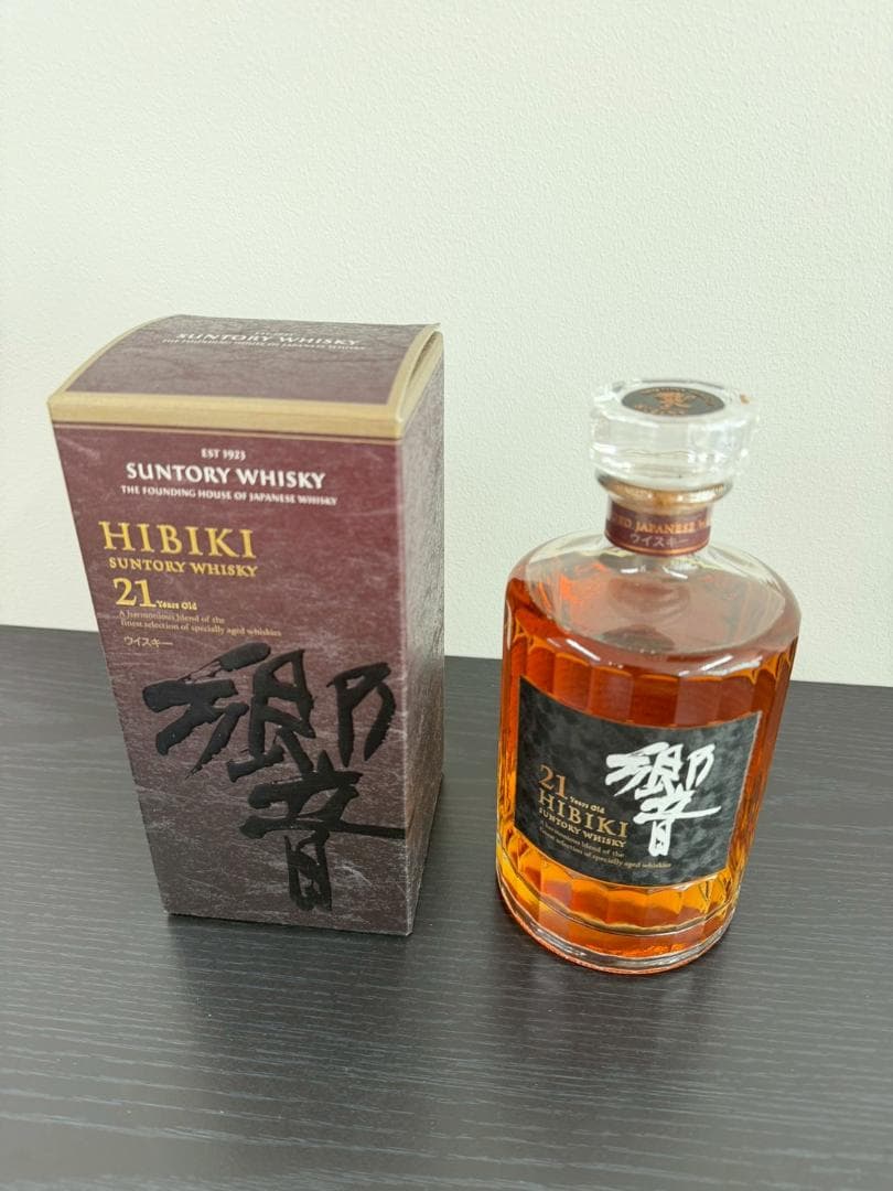 サントリー ウイスキー 響 21年 700ml 未開栓 箱付き HIBIKI - メルカリ