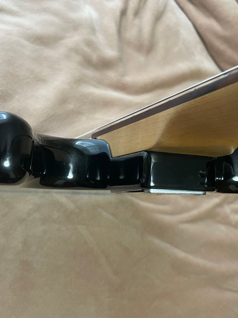 エレクトリックベース プレシジョンタイプ 新品弦に交換済み