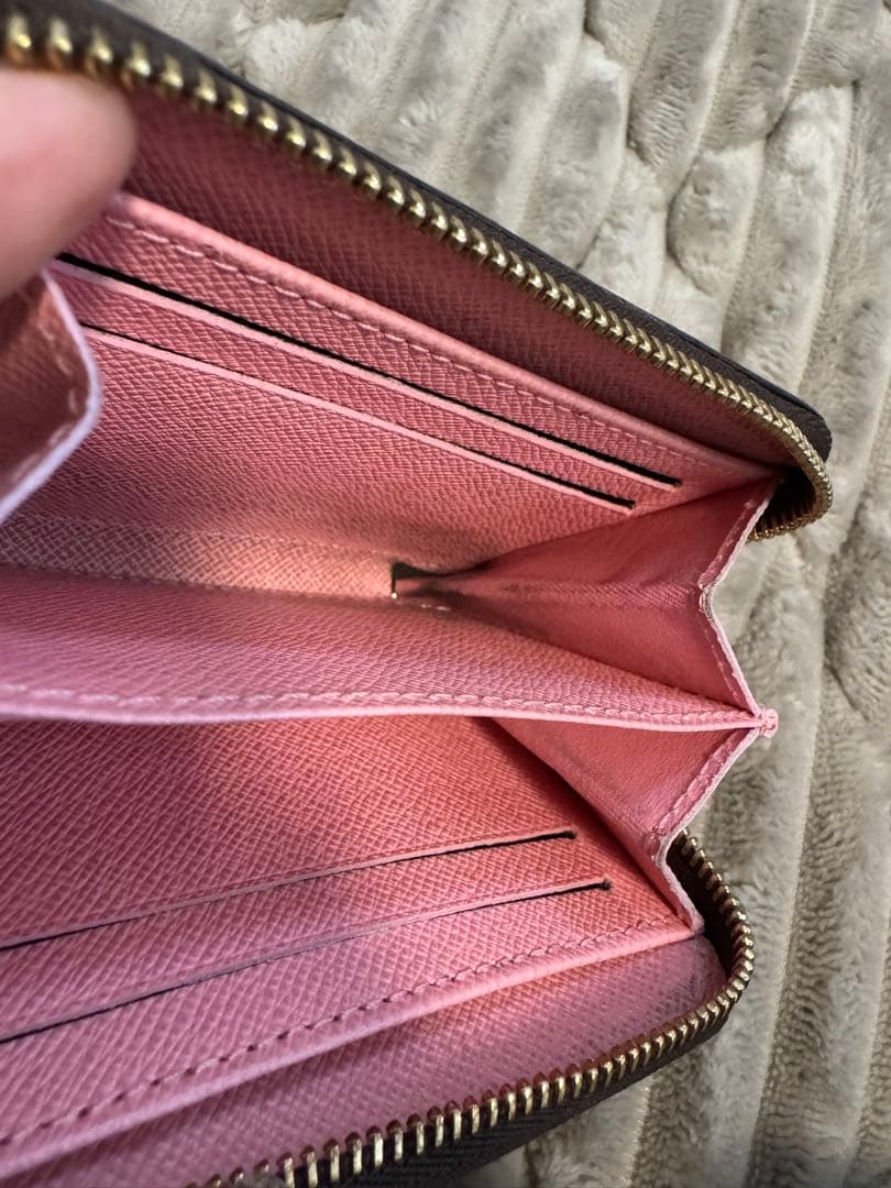 【ともみん】ルイヴィトン ヴィヴィエンヌ ジッピーパース 村上隆