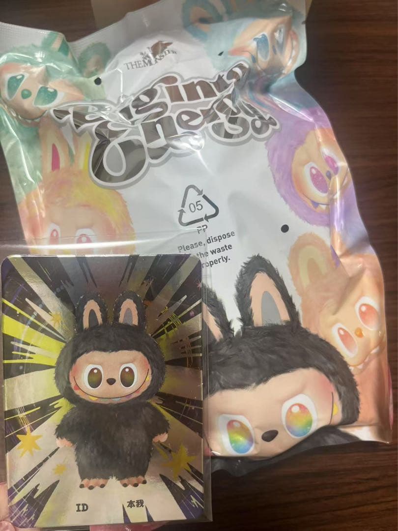 【正規品】 ラブブ LABUBU big into energy 本我