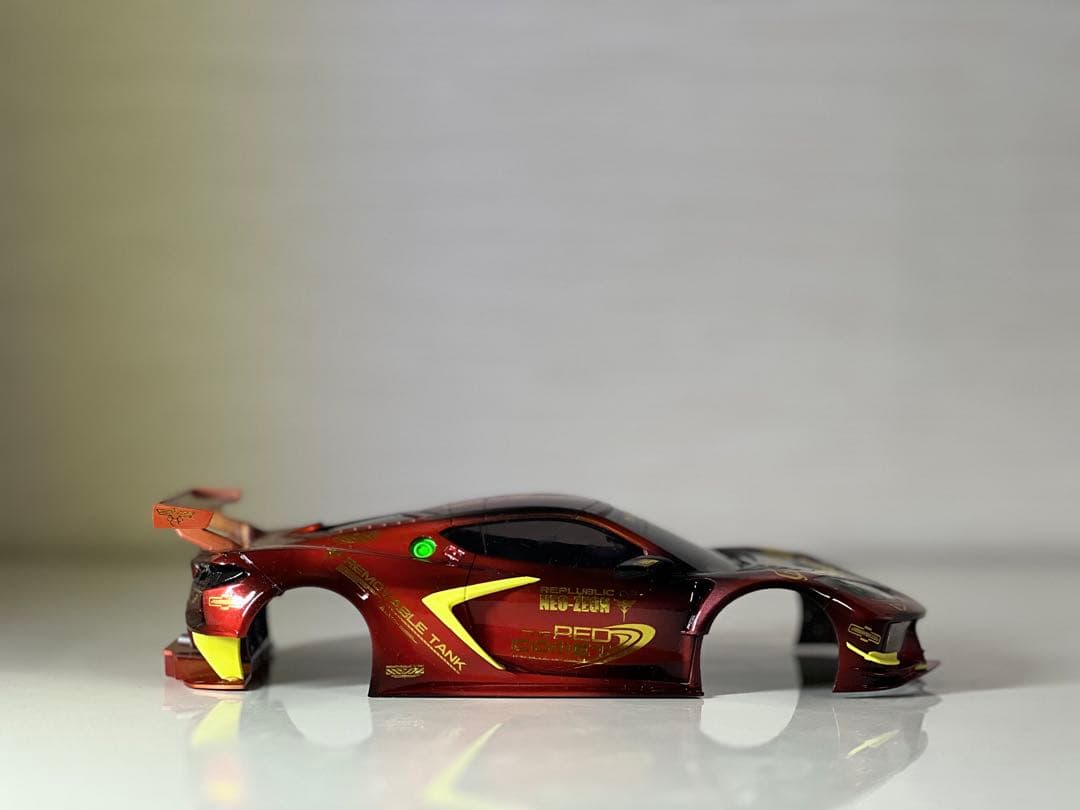 京商ミニッツシボレーコルベット C8.R ホワイトボディ