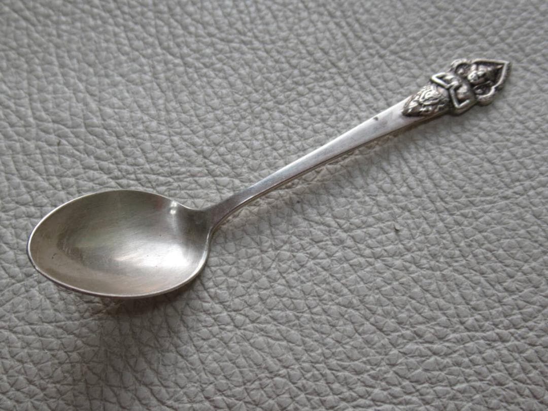 希少 美品 1950年頃希◇銀製(シルバー)と七宝製 世界のスプーン 合計23