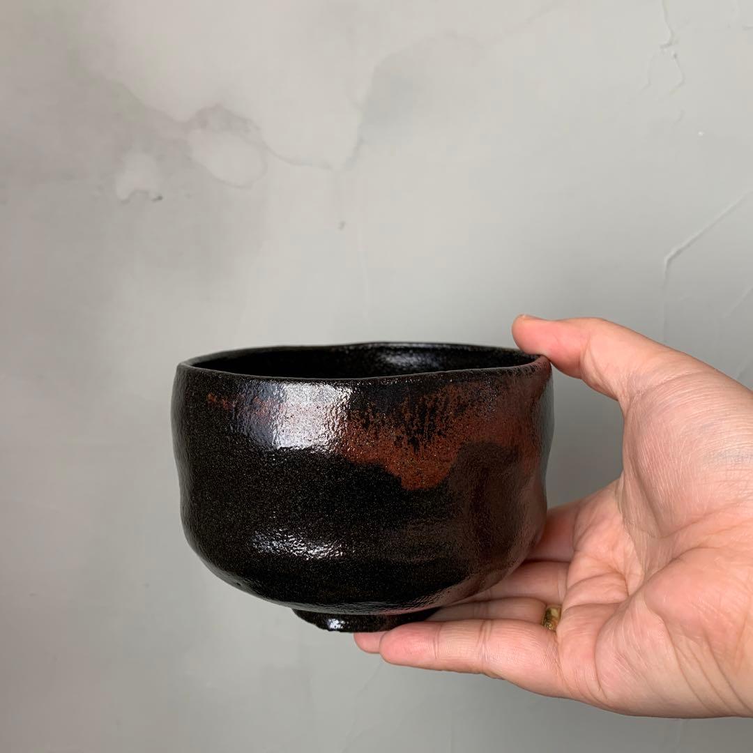 黒楽茶碗　手びねり　作家物　銘あり　抹茶茶碗　陶芸