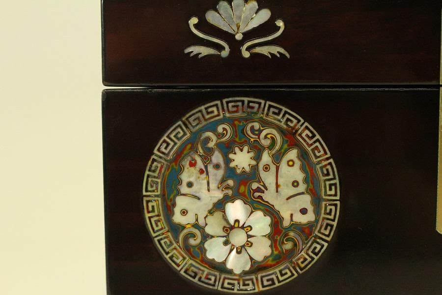 朝鮮 韓国 螺鈿 宝石箱 細密蝶模様(A850)