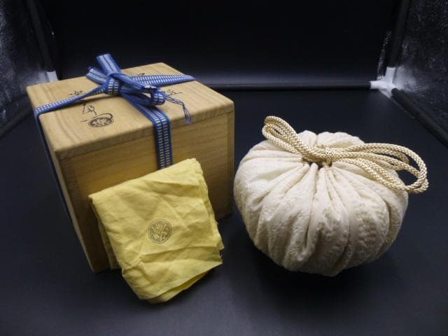 楽吉左衛門十三代 惺入 一双茶碗／二重箱／楽十四代 覚入・表千家 即