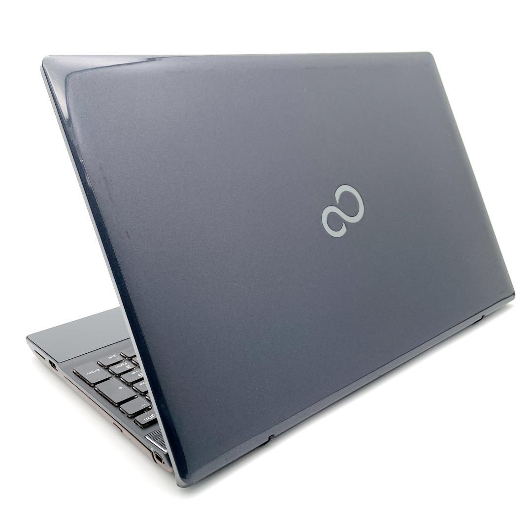 富士通 ノートパソコン 第8世代 i7 SSD512＋HDD1T メモリ16