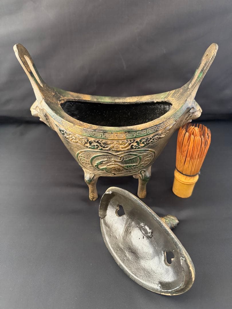 香炉 四神獣 元宝　金属　彫刻 置物 開運 風水 骨董 インテリア　アンティーク