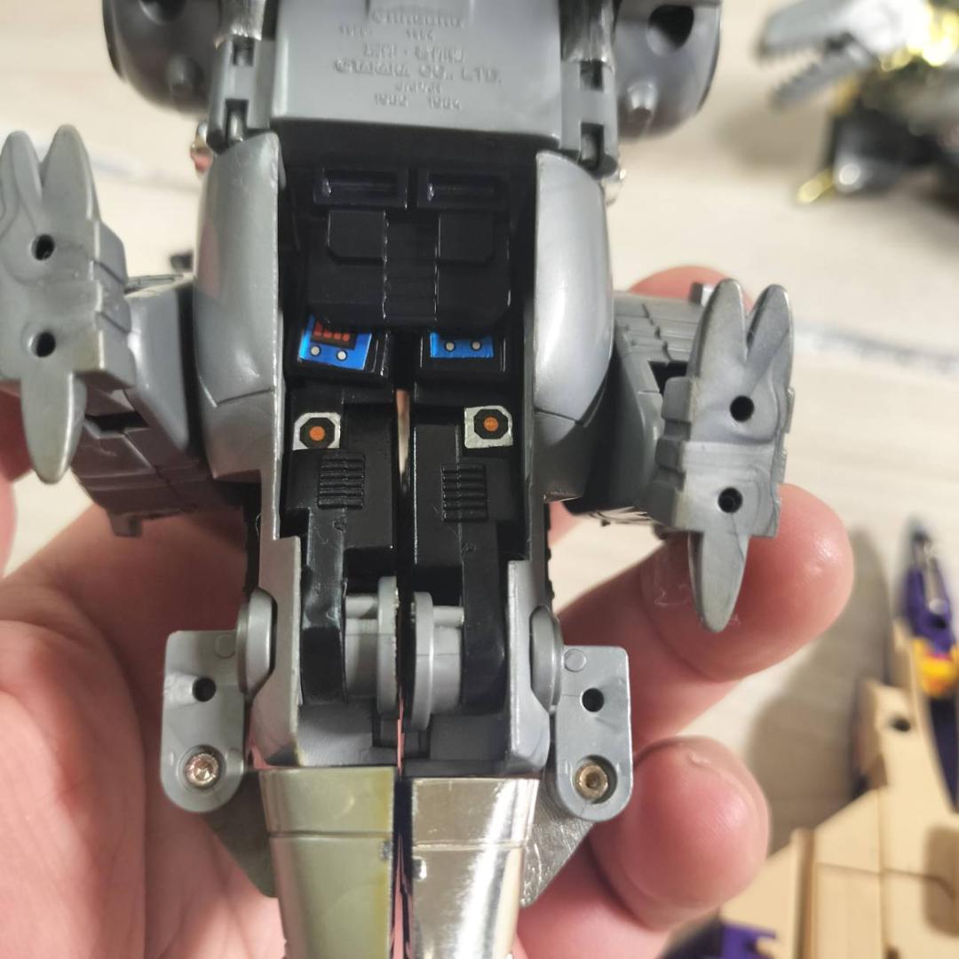 ハズブロ／タカラ　トランスフォーマーアクションフィギュア　８０年代４体