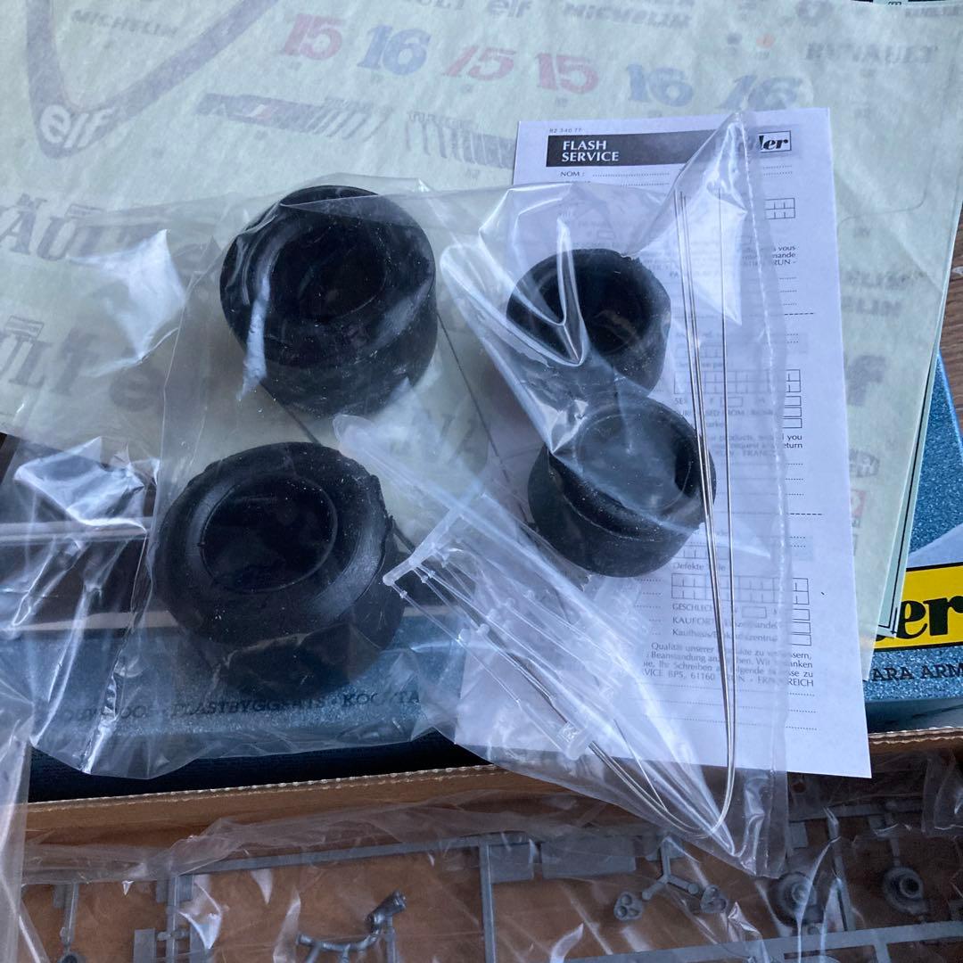 Heller 1/12 RENAULT ルノーF-1 RE20/23 1980