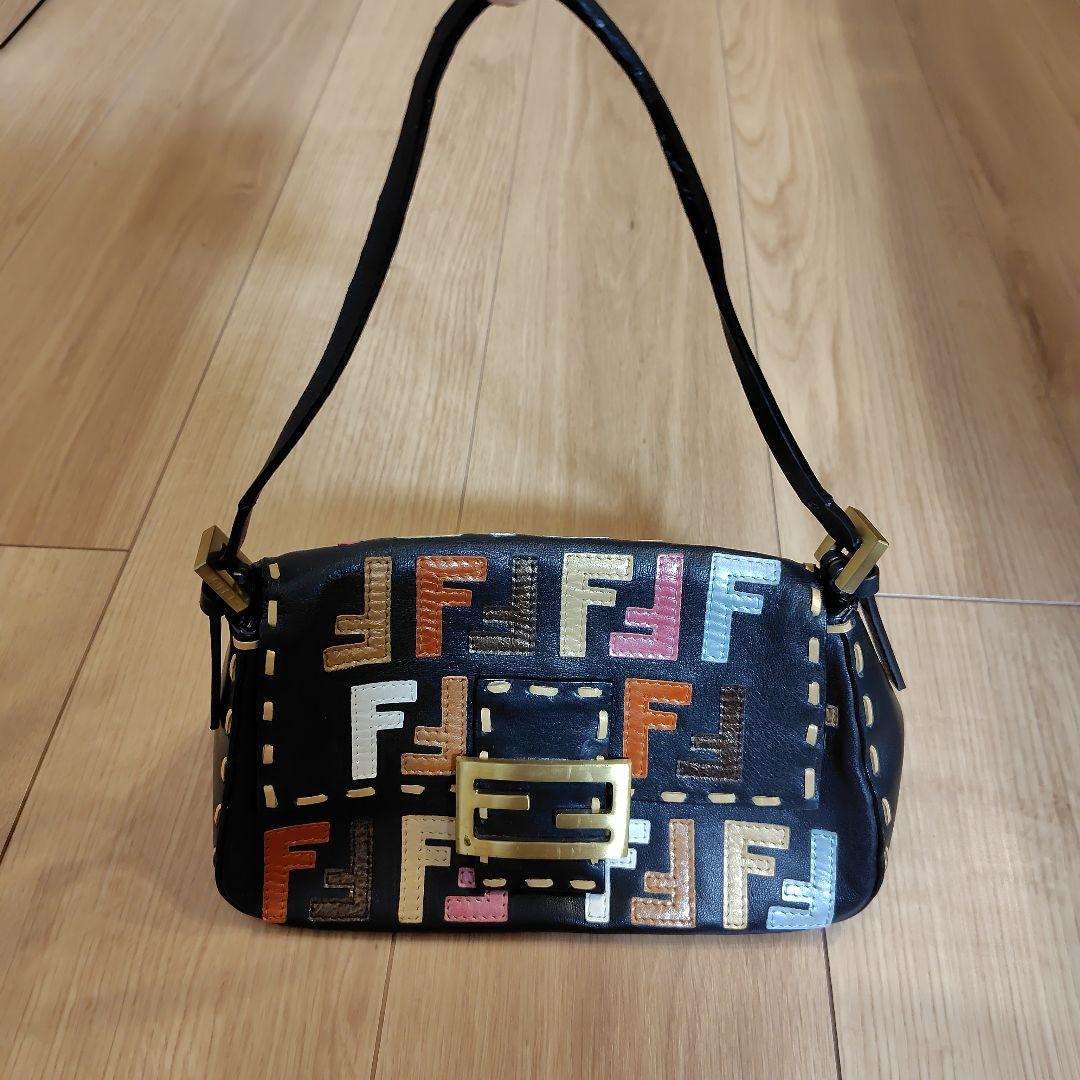 FENDI バゲット パッチワーク FFロゴ レザータイプ