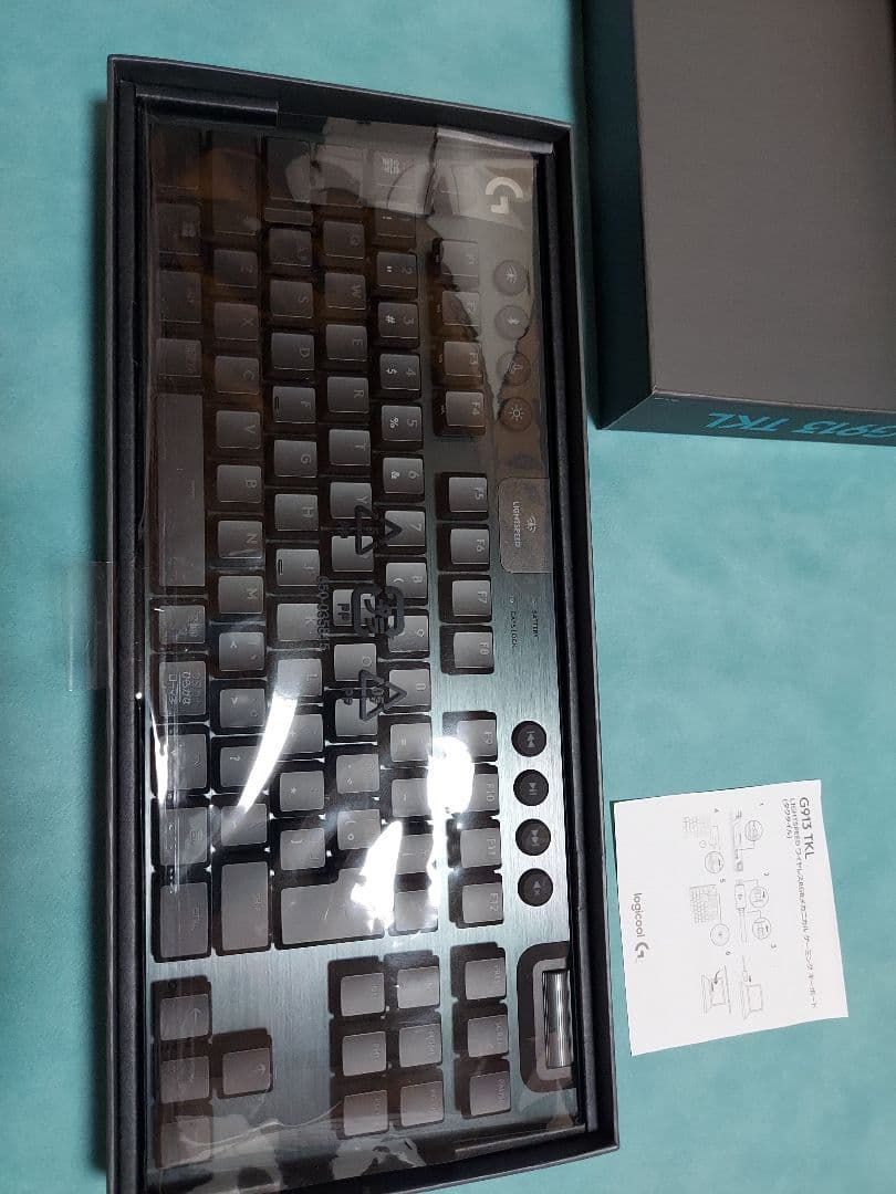新品・先日購入したばかり　ロジクール　ゲーミングキーボードG913TKLLNBK