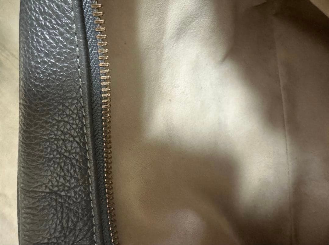 2024 イエナ　マニュエルミラノ　レザーバッグ　ショルダー　　グレー