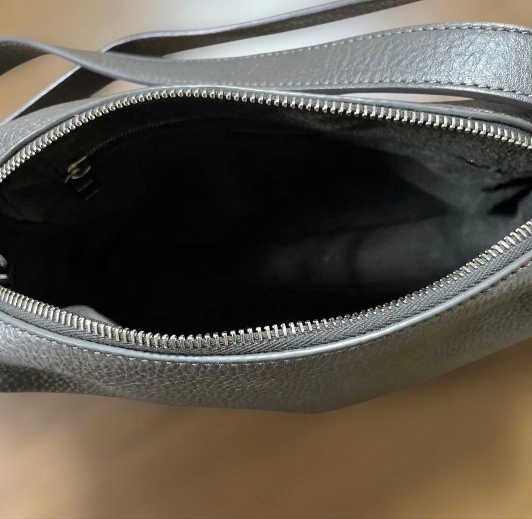 HIROFU【ヴィータ】レザーショルダーバッグ S 2WAY 本革　グレー