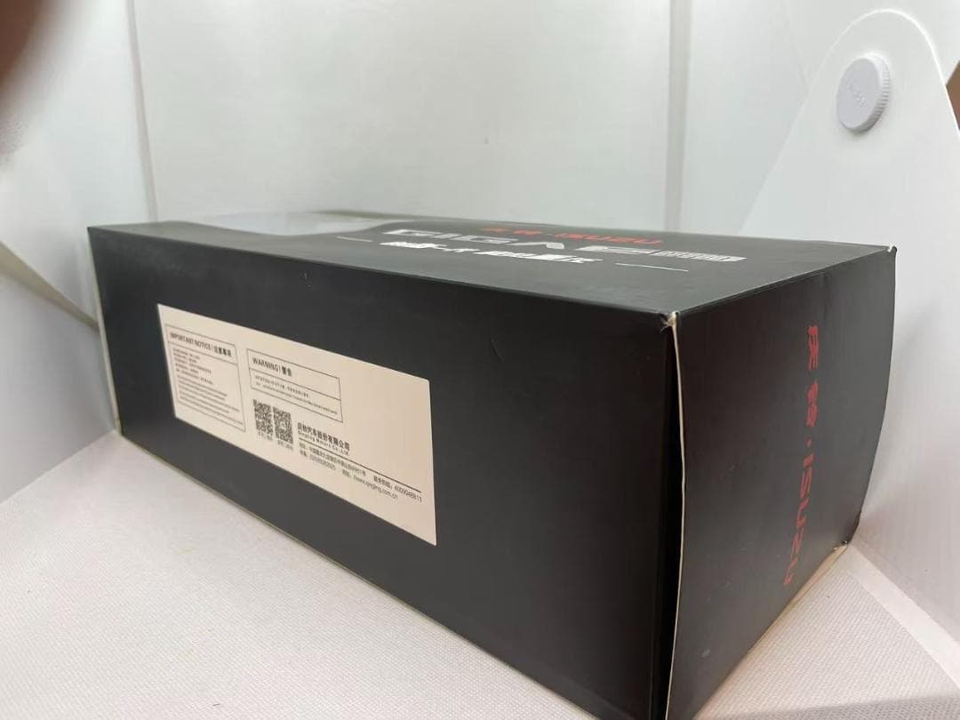 11R-010 いすゞ 1/32 ギガ ISUZU GIGA ホワイト