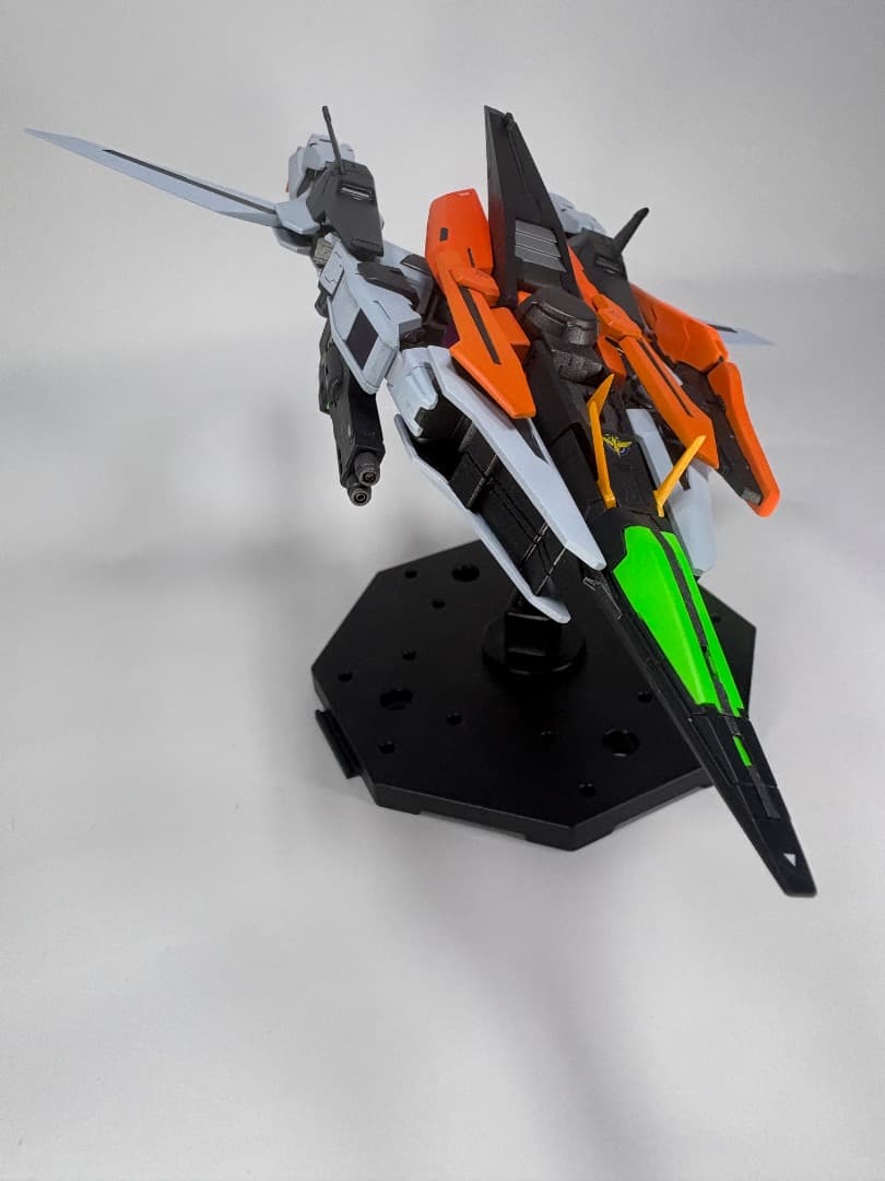 全塗装完成品】HG 1/144 メタルロボット魂風 ガンダムキュリオス背景