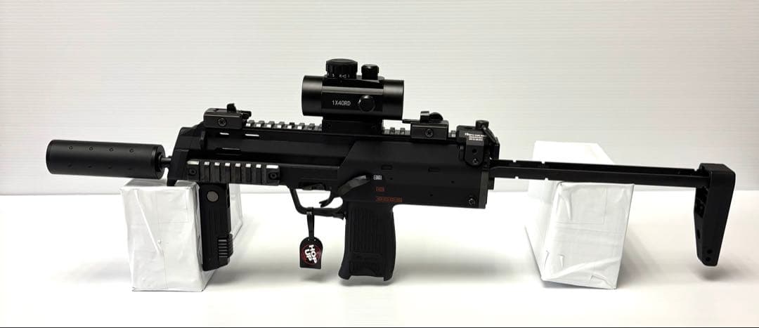 東京マルイMP7A1 電動コンパクトマシンガン+ドットサイト+サプレサー