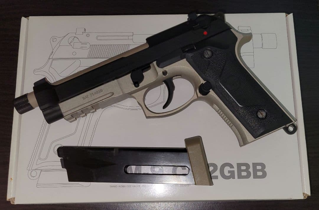 BATON ]BM-9 CO2GBB CO2ガスガン