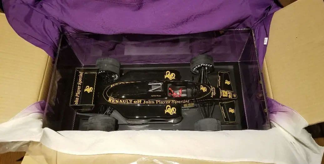 希望価格応相談】アイルトンセナ 1/8 ミニチャンプス ロータス97T