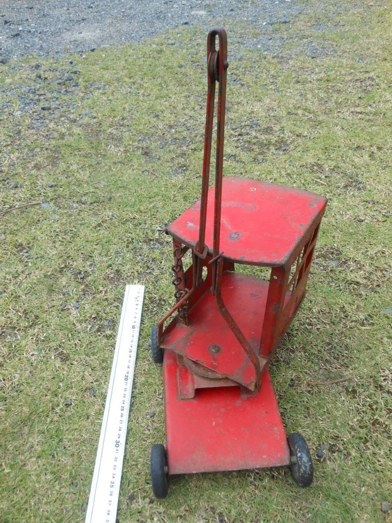 赤い トライアングクレーン 移動式クレーン モバイルクレーン