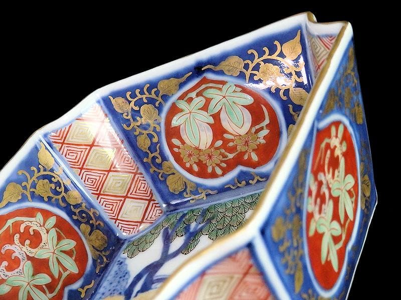 大聖寺伊万里 金襴手 桃に柘榴 大樹に欄干の図 四方角向付 E101AS-CQi