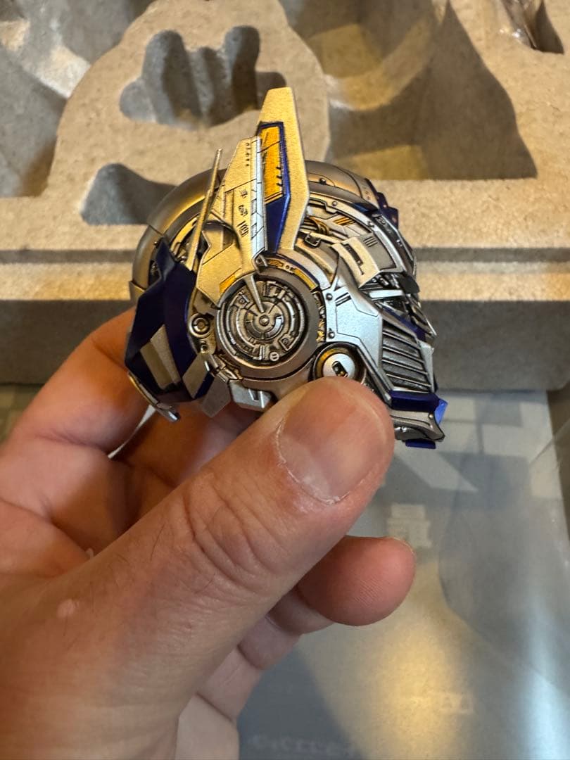 ThreeA オプティマスプライム プレミアム版　カスタムヘッド付き