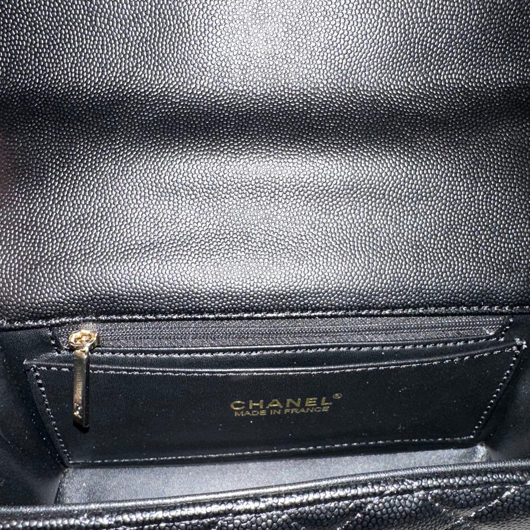 CHANEL ショルダーバック　マトラッセ　新品未使用ノベルティ　キャビアスキン