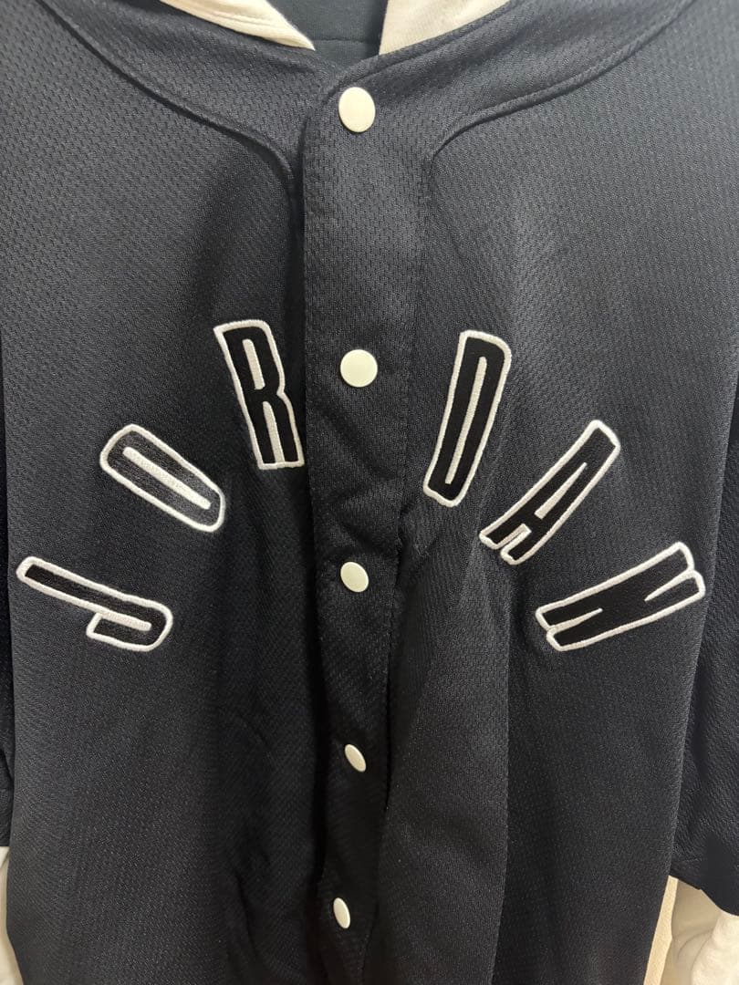 ジョーダン　ナイキ　パーカー　スタジャン　エアジョーダン