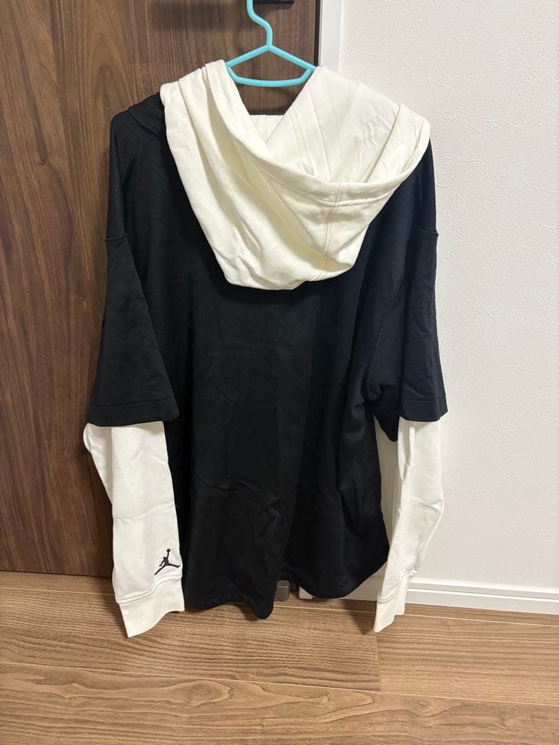 ジョーダン　ナイキ　パーカー　スタジャン　エアジョーダン