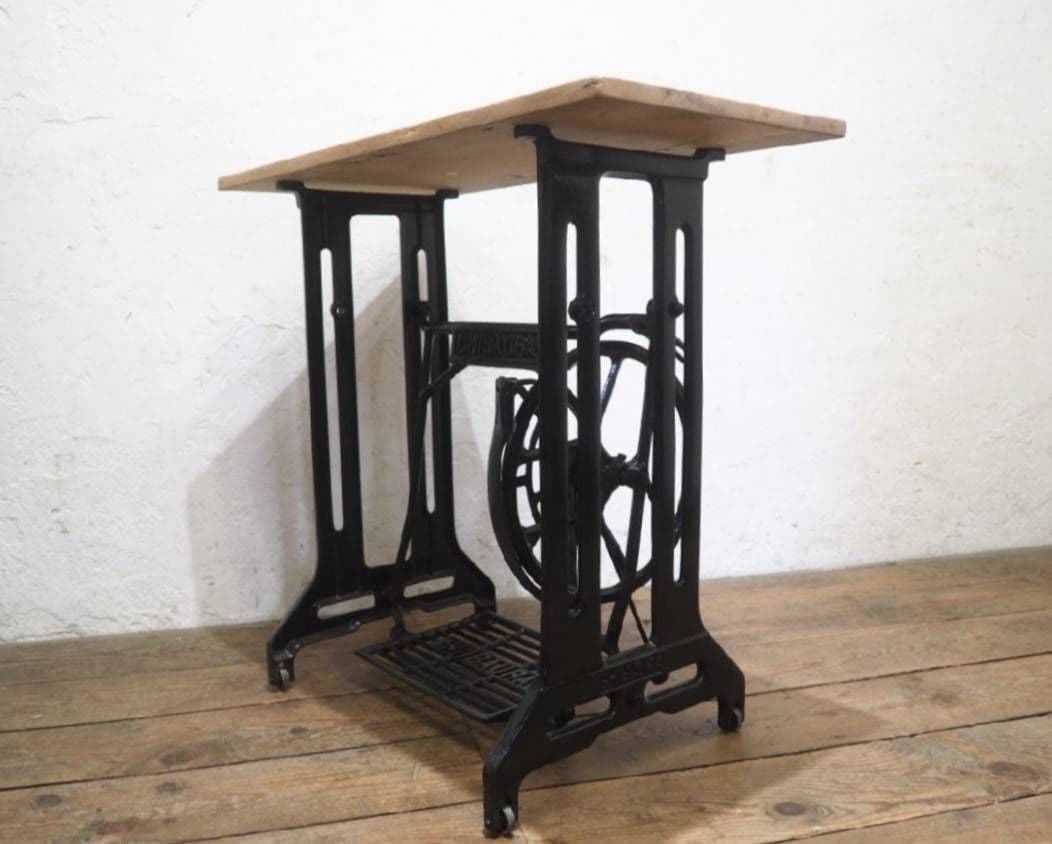 1160 黒ペンキのミシンテーブル デスク 古家具 レトロ リメイク