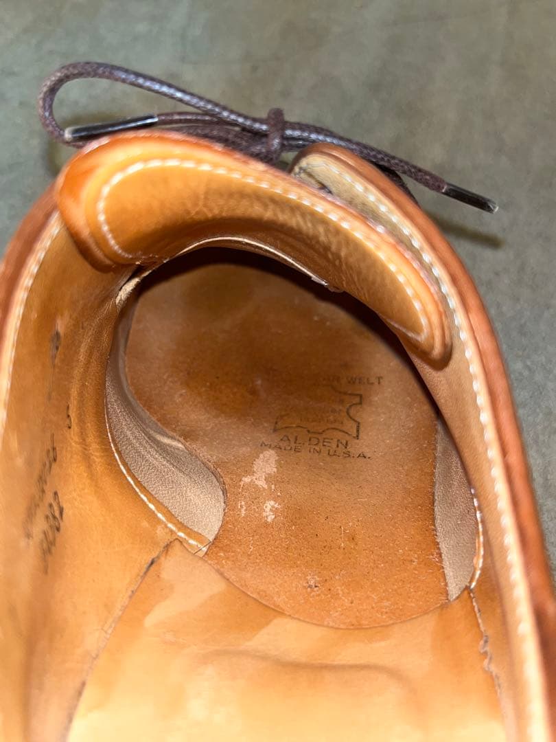 オールデン54382 Vチップ 7C ウイスキーコードバン