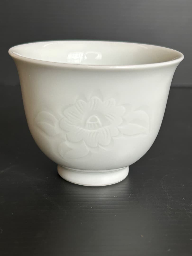 白磁湯呑 ５客セット (奥川俊右衛門 作) 白磁湯呑 5客セット (奥川俊右衛門 作)