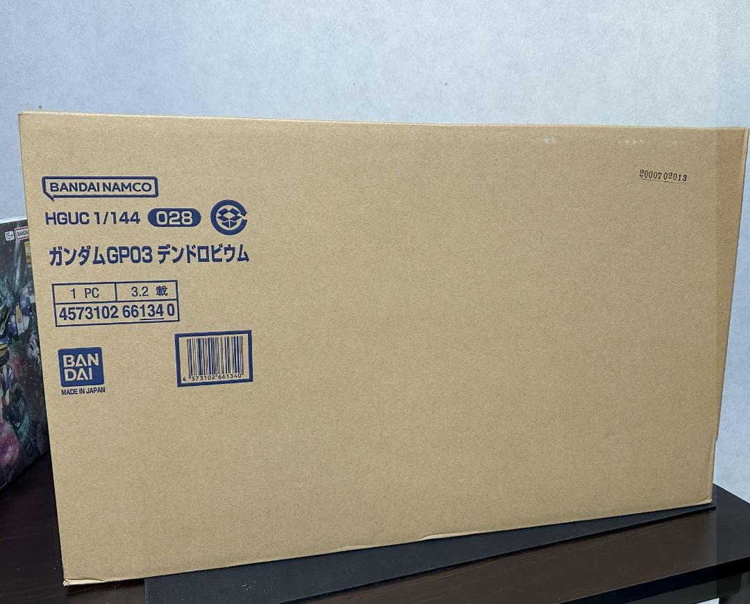HG　ガンダムGP03デンドロビウム Amazon.co.jp: HGUC 1/144 RX-78GP03 ガンダムGP03 デンドロビウム