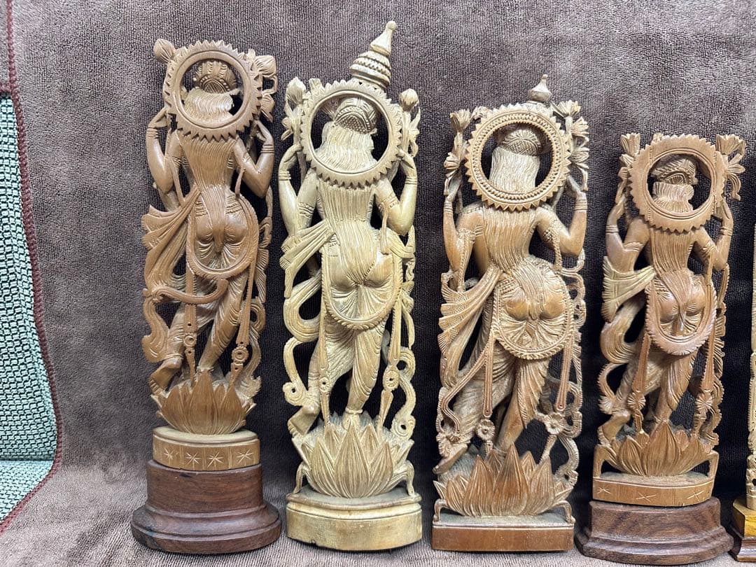 インド 白檀 弁財天 仏教美術 仏像 骨董 木像 木製 仏教 密教 置物