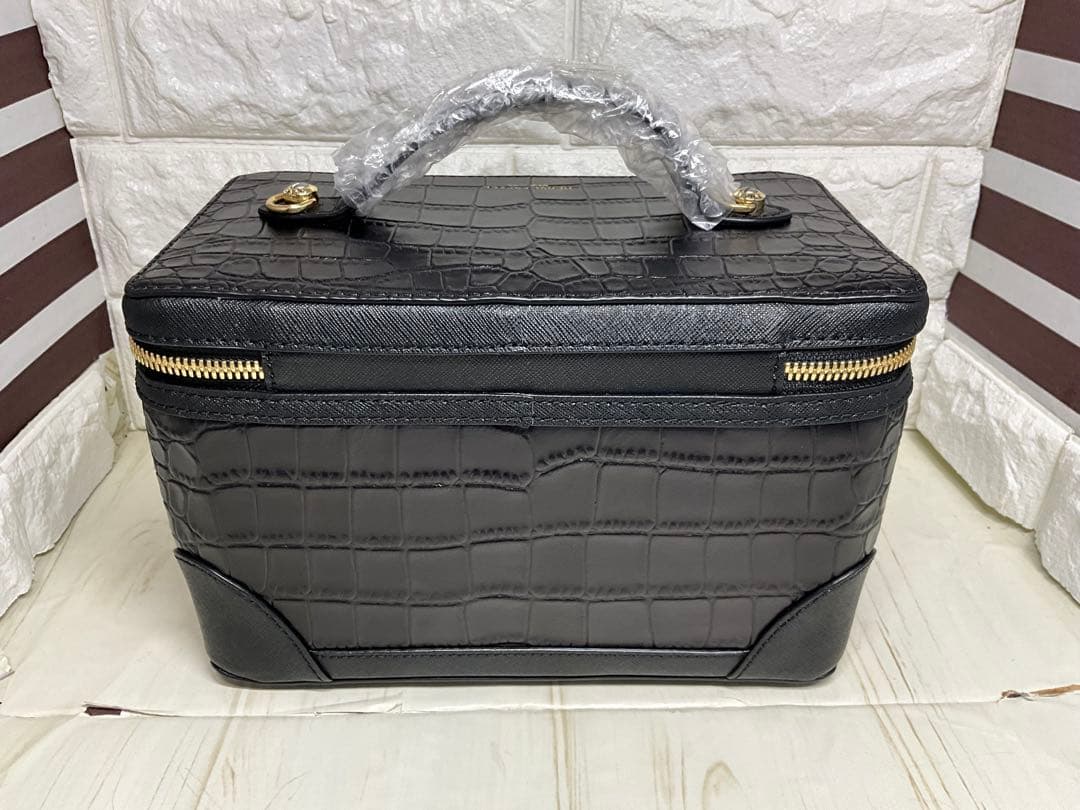 セール　ヘンリベンデル　黒 クロコダイル風 トレインバック　未使用品