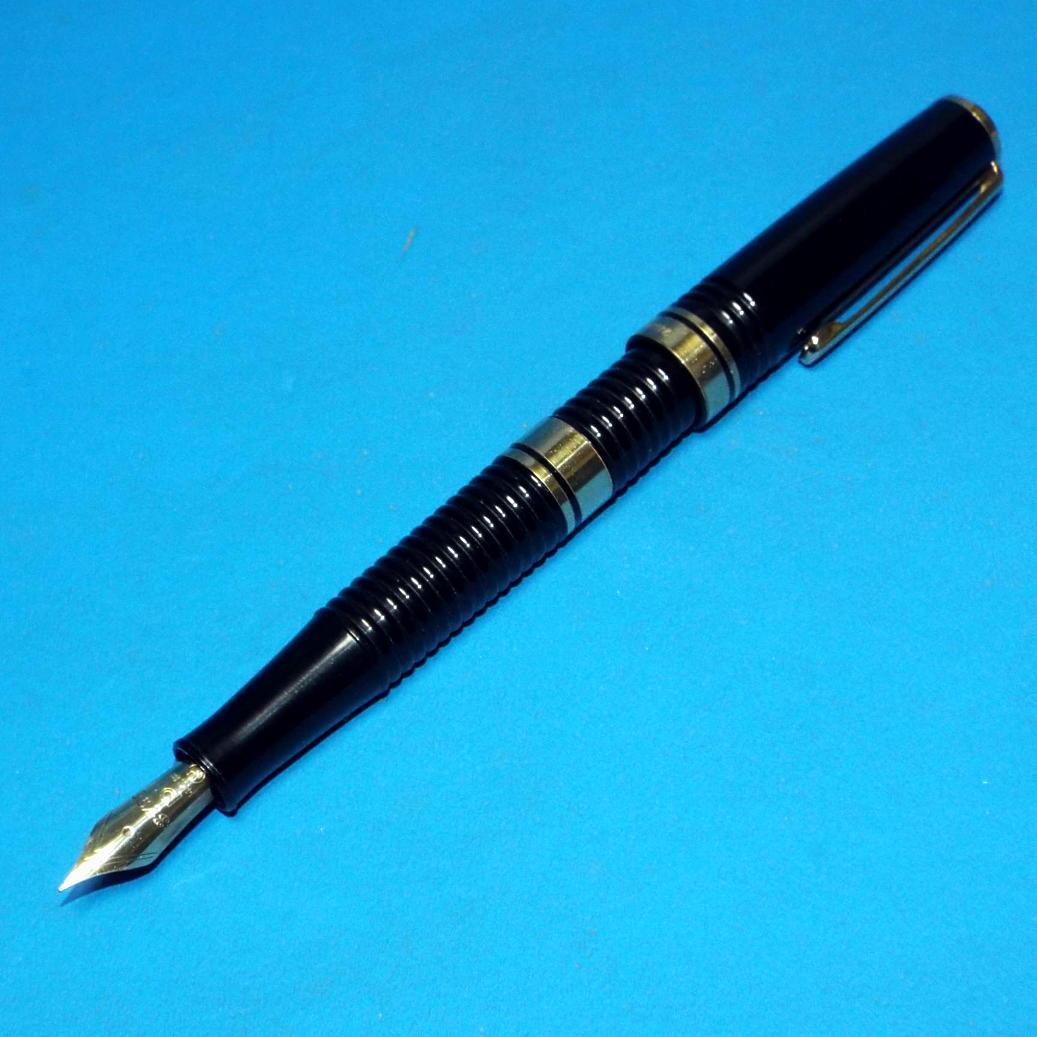 PLATINUM プラチナ 万年筆 #3776 ギャザード 14K 細字 文房具