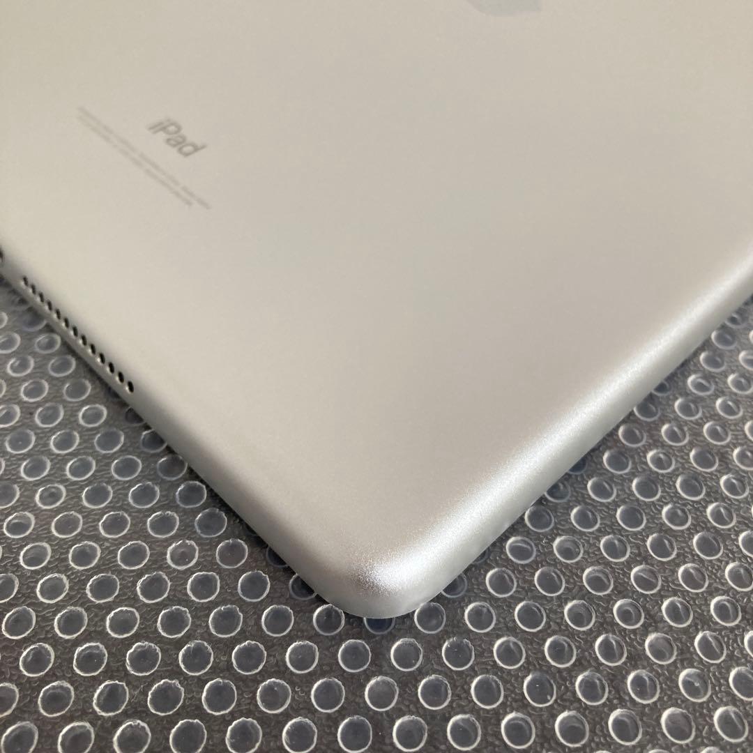 2836【早い者勝ち】電池最良好☆iPad6第6世代 32GB WIFIモデル☆