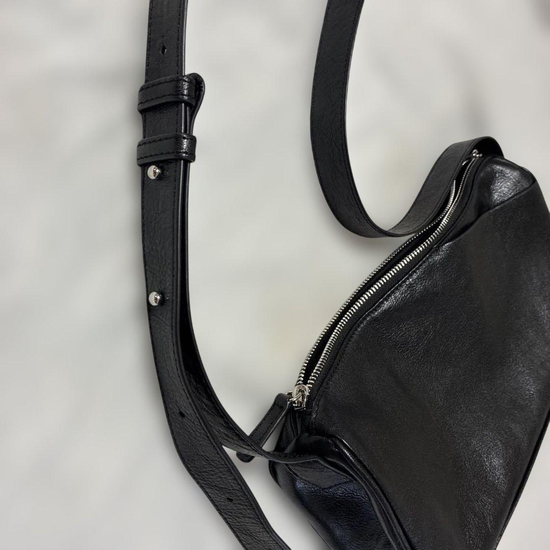 ear papillonner ミニスワローマチショルダーバッグ