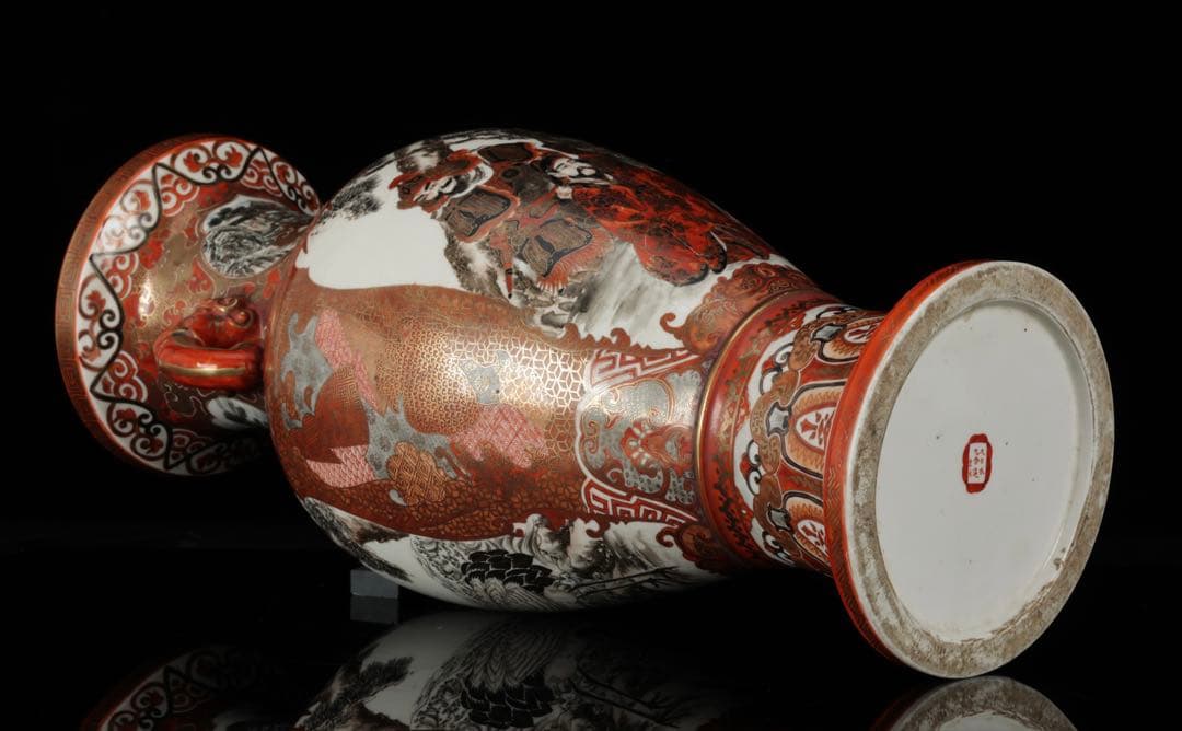 九谷焼 大日本九谷造】金襴手赤絵金彩 龍双耳飾壺 花瓶 人物