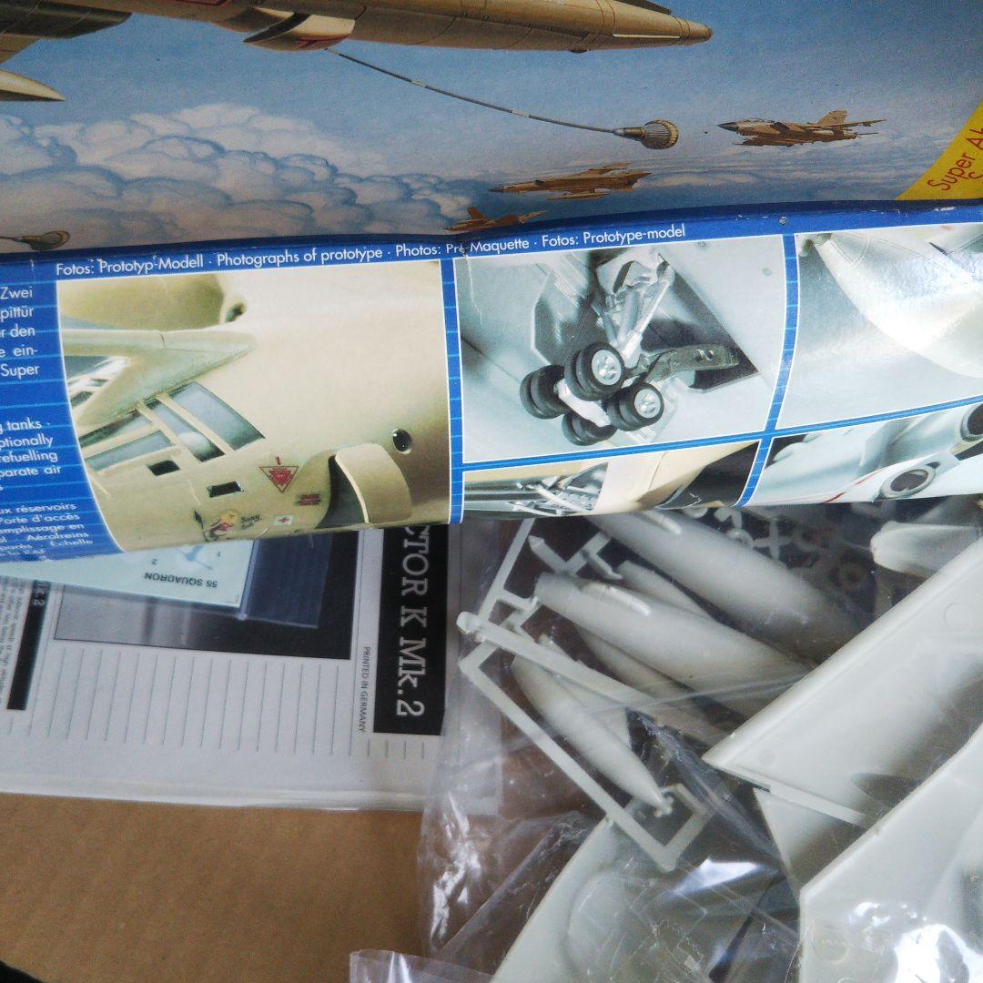 大型航空機 レベル 1/72 ビクター K Mk2 ドラゴン Ar234 中古品 - メルカリ
