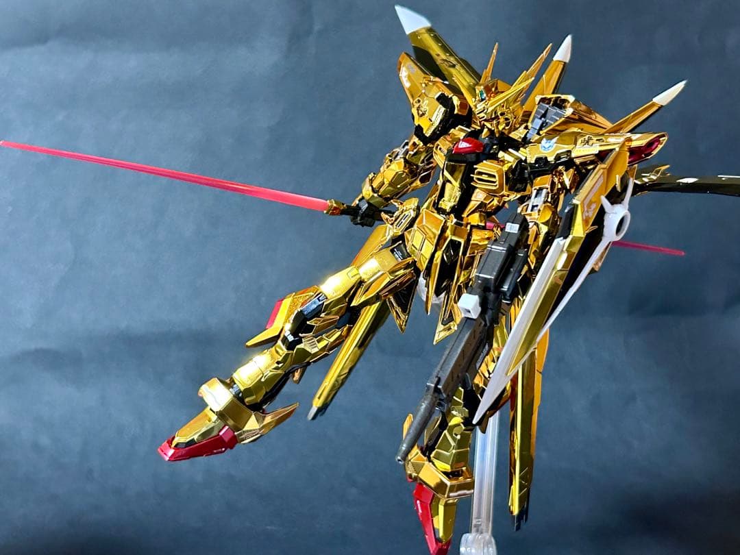 RGアカツキガンダム（オオワシ装備）塗装完成品