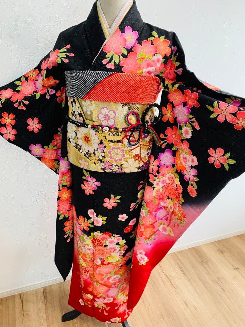 振袖 フルセット袷 正絹 銀通し 金駒刺繍 黒地 赤 ピンク 成人式 結婚